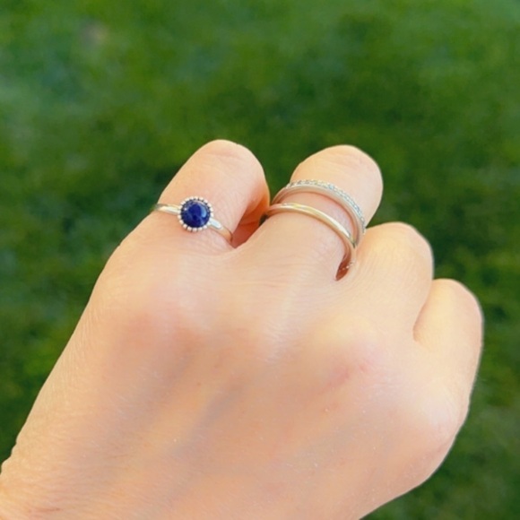 Sterling Silver Round Labradorite Ring - Picture 2 of 8